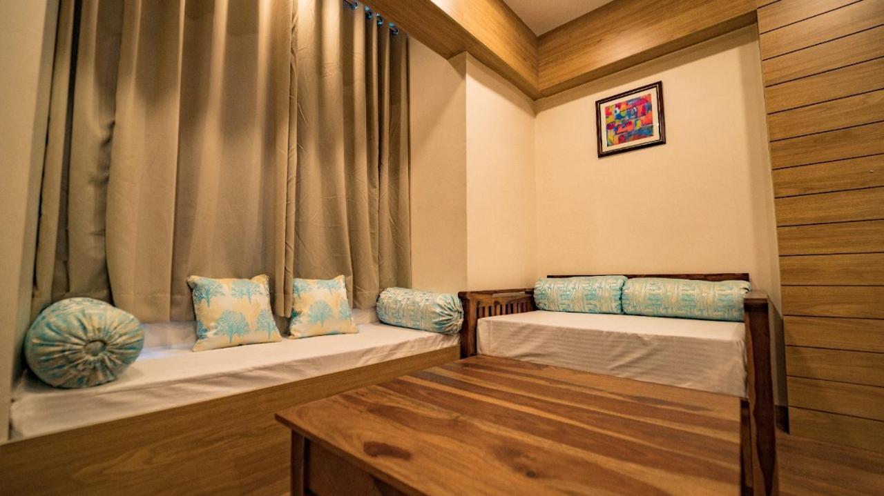 Hotel Wonder Cliff Udaipur Esterno foto