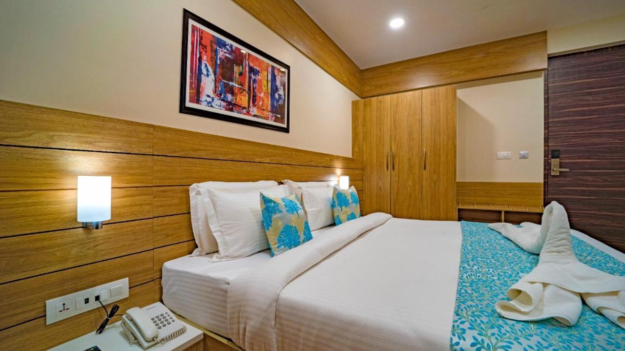 Hotel Wonder Cliff Udaipur Esterno foto