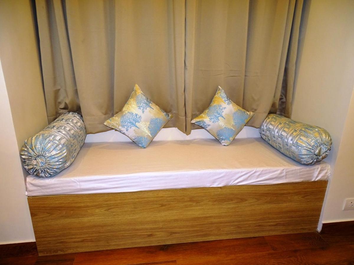 Hotel Wonder Cliff Udaipur Esterno foto